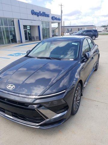 new 2024 Hyundai Sonata Hybrid car, priced at $36,890