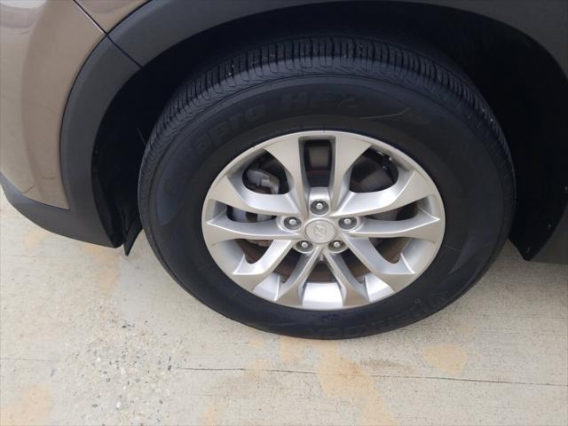 used 2020 Hyundai Santa Fe car, priced at $20,587