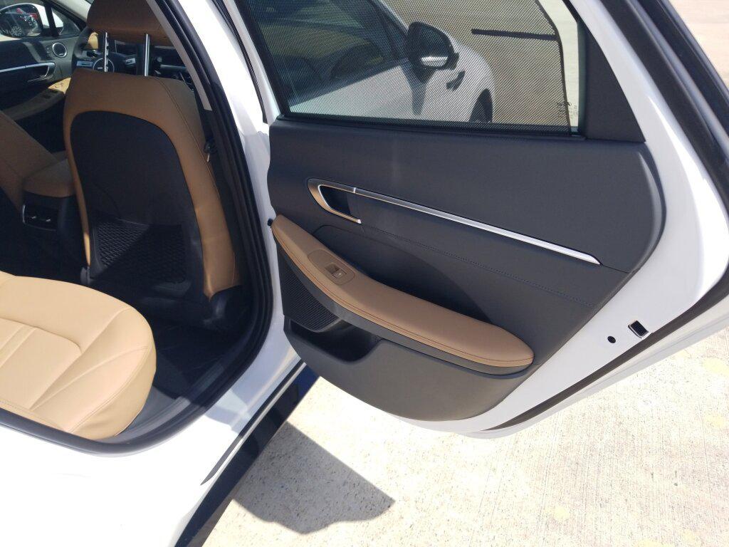 new 2025 Hyundai Sonata Hybrid car, priced at $39,960
