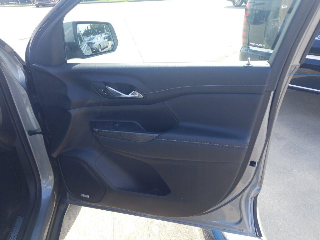 used 2023 GMC Acadia car, priced at $29,890