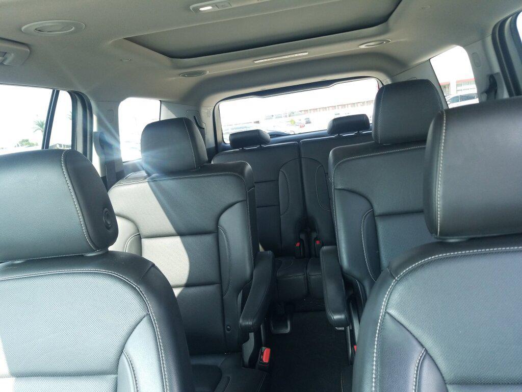 used 2023 GMC Acadia car, priced at $29,890