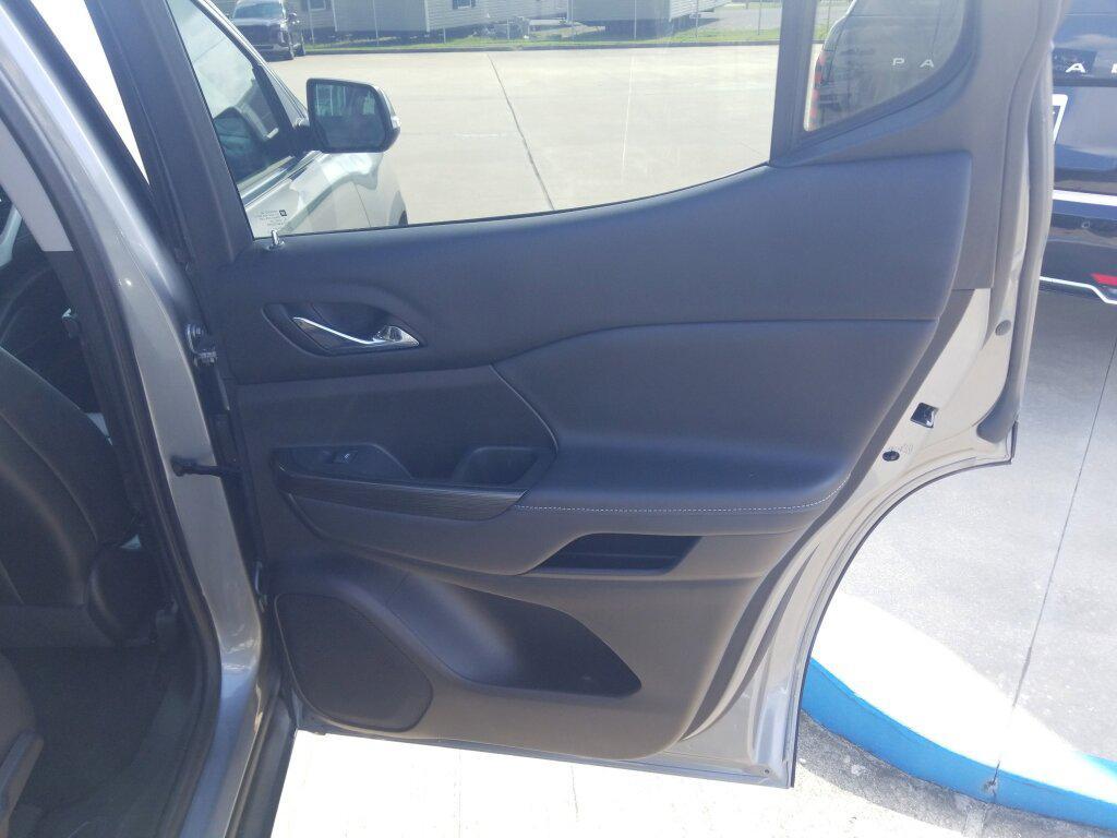 used 2023 GMC Acadia car, priced at $29,890