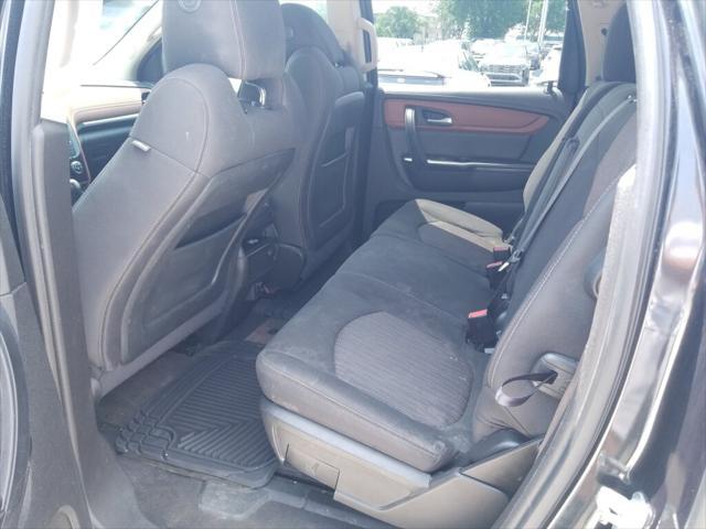 used 2015 Chevrolet Traverse car, priced at $8,990