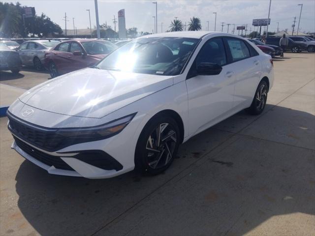 new 2025 Hyundai Elantra car, priced at $23,008