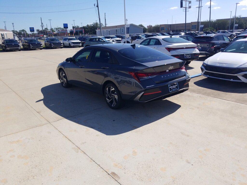 used 2025 Hyundai Elantra car, priced at $25,135