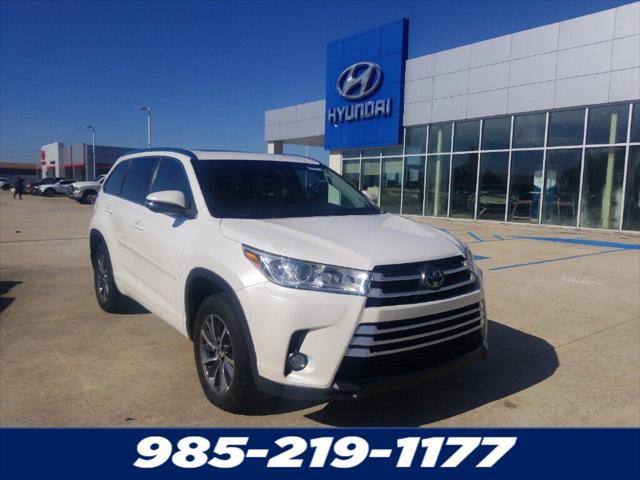 used 2017 Toyota Highlander car, priced at $21,980