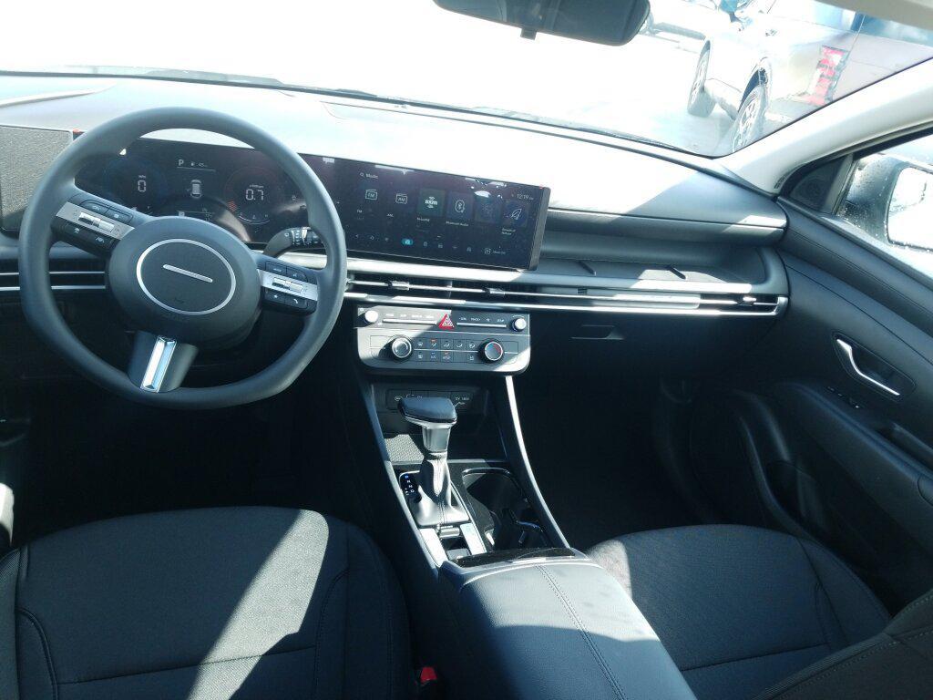 new 2026 Hyundai Tucson car, priced at $27,665