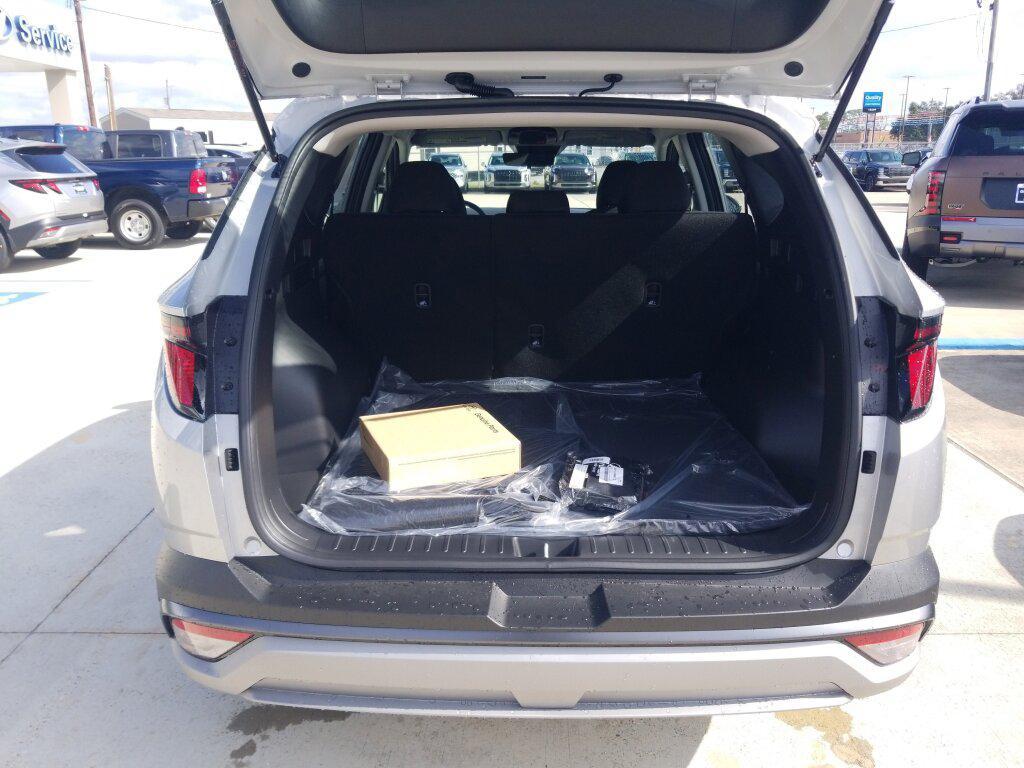 new 2026 Hyundai Tucson car, priced at $27,665