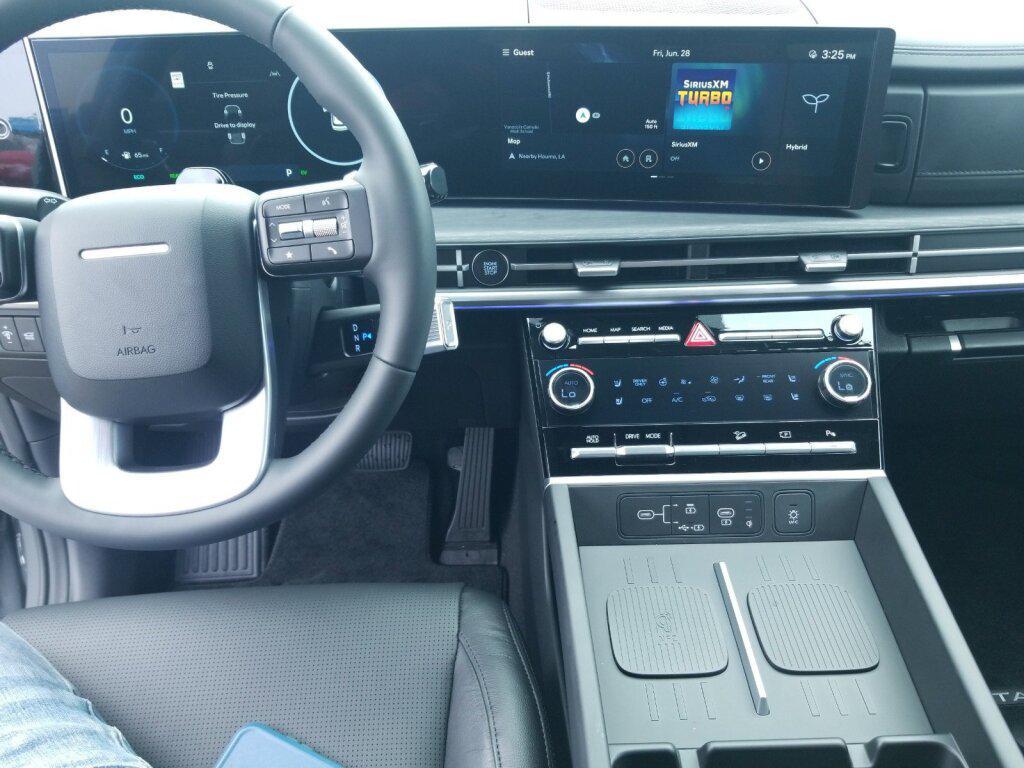 new 2024 Hyundai Santa Fe car, priced at $38,005