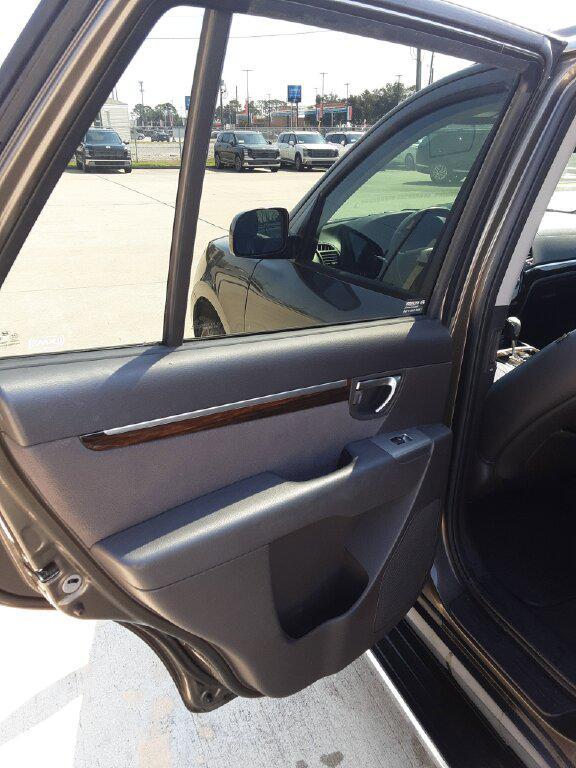 used 2012 Hyundai Santa Fe car, priced at $9,980