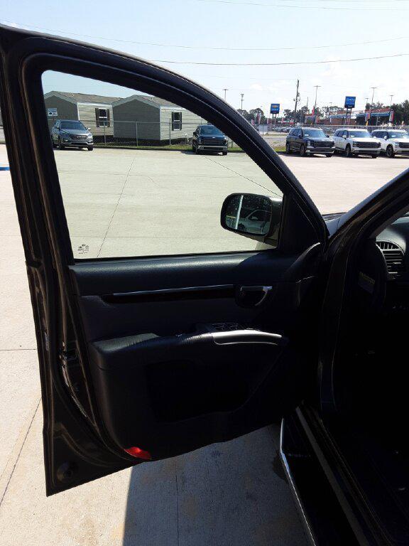 used 2012 Hyundai Santa Fe car, priced at $9,980