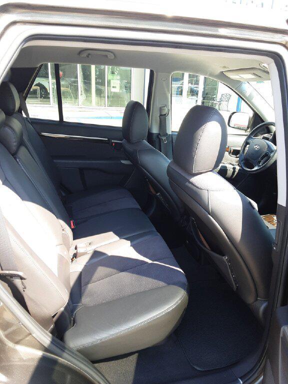 used 2012 Hyundai Santa Fe car, priced at $9,980