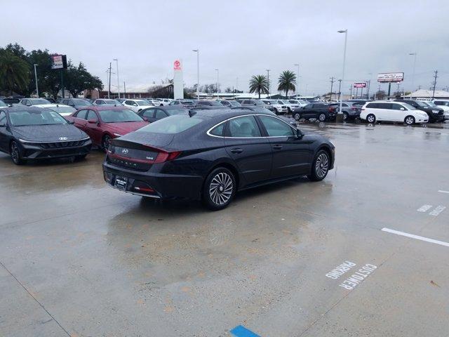 new 2023 Hyundai Sonata Hybrid car, priced at $28,000