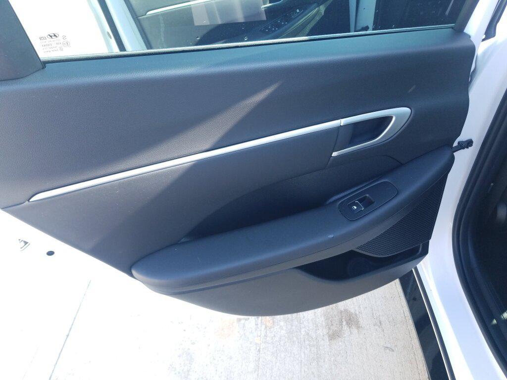 used 2025 Hyundai Sonata Hybrid car, priced at $21,866