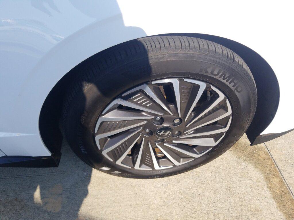 used 2025 Hyundai Sonata Hybrid car, priced at $21,866