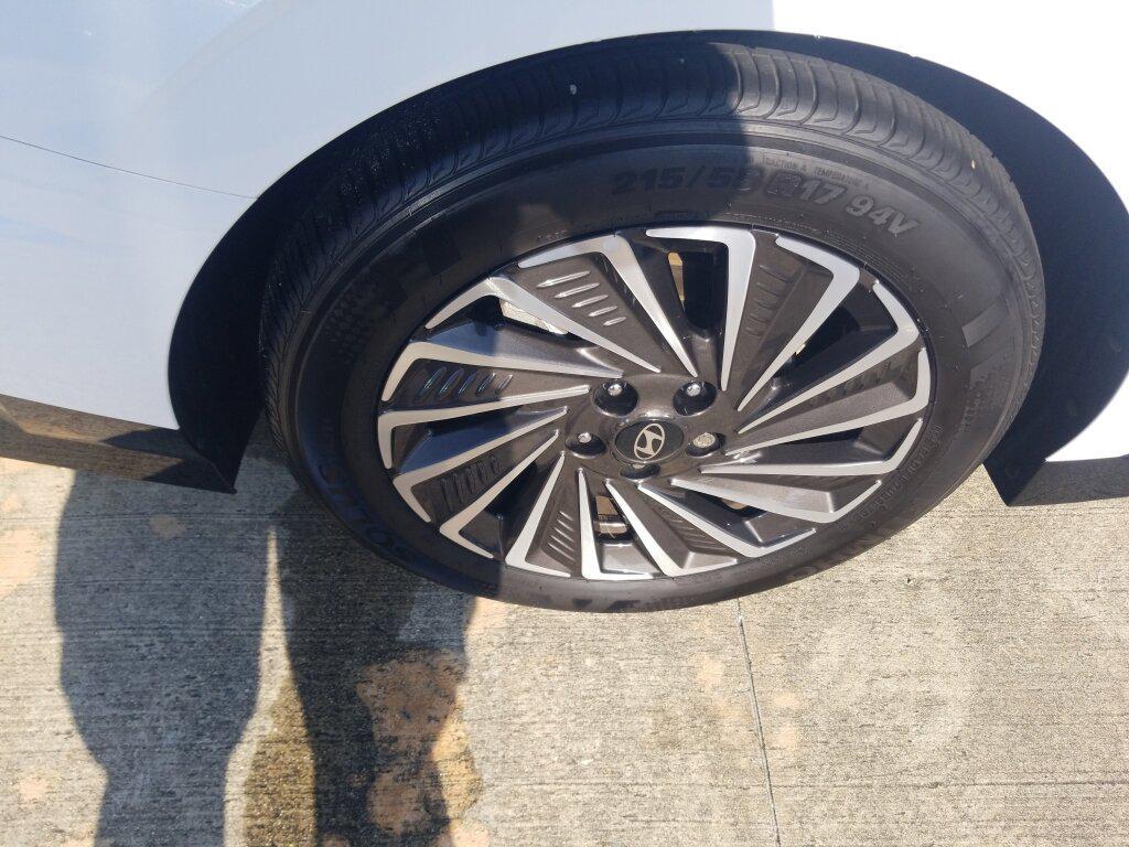 used 2025 Hyundai Sonata Hybrid car, priced at $21,866