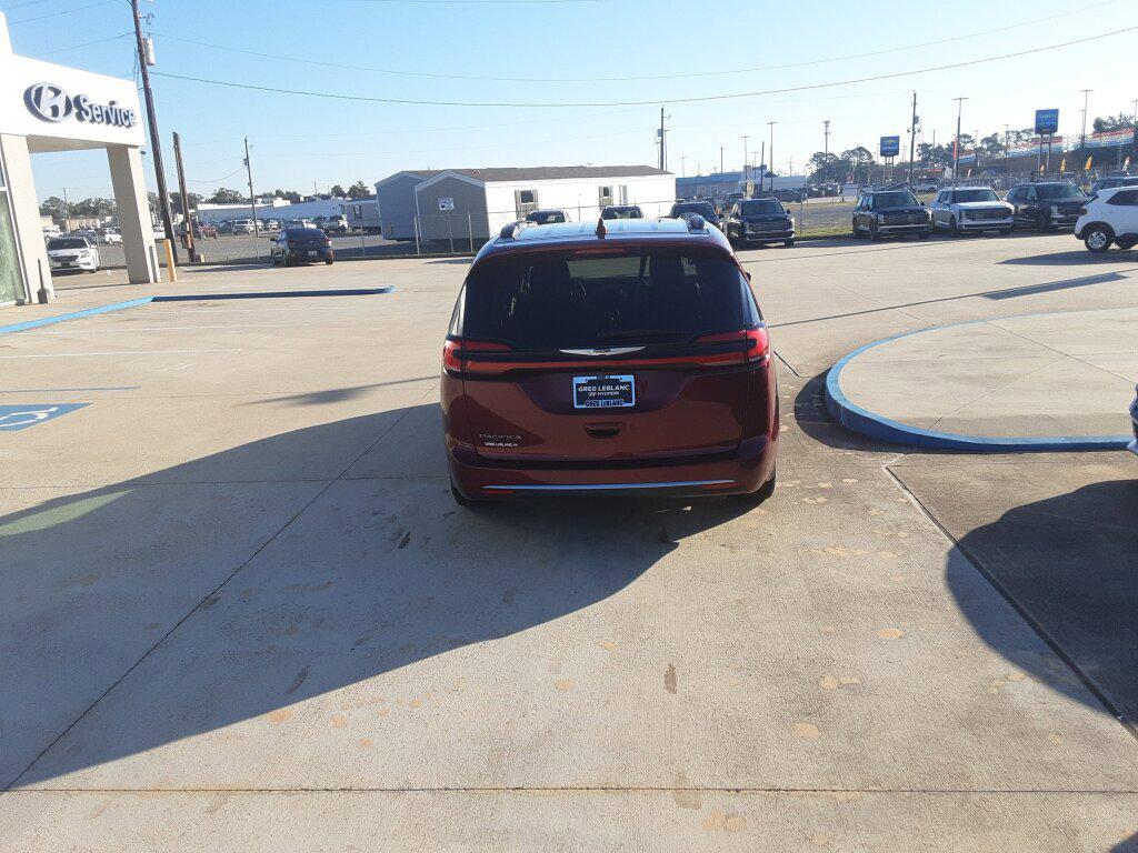 used 2022 Chrysler Pacifica car, priced at $21,980