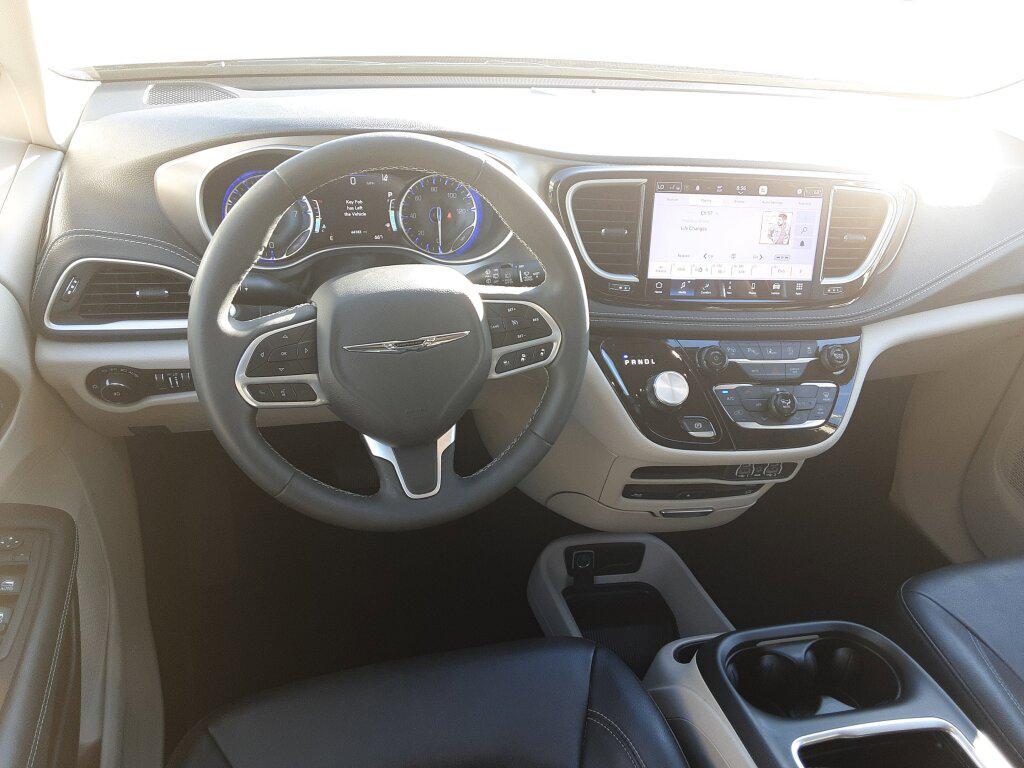 used 2022 Chrysler Pacifica car, priced at $21,980