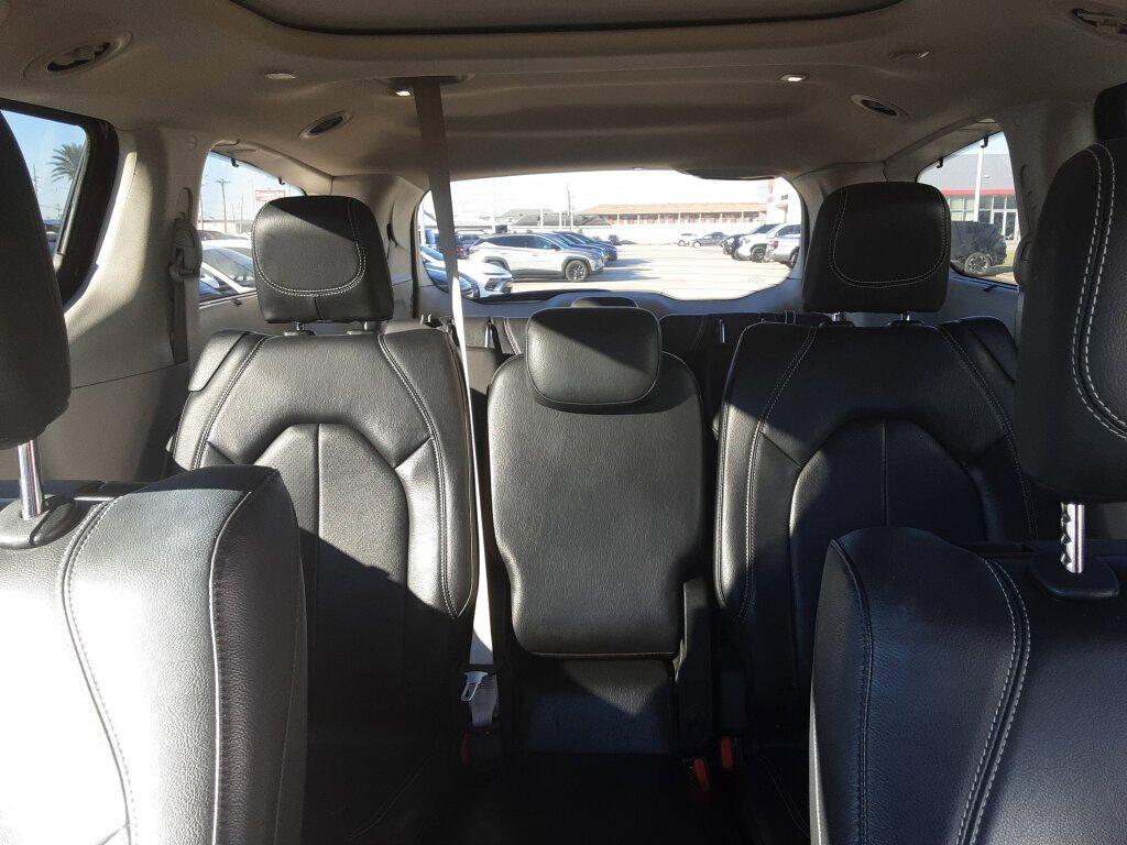 used 2022 Chrysler Pacifica car, priced at $21,980