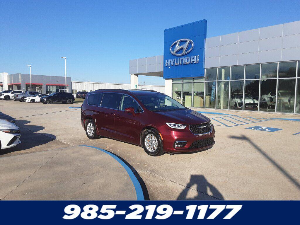 used 2022 Chrysler Pacifica car, priced at $21,980