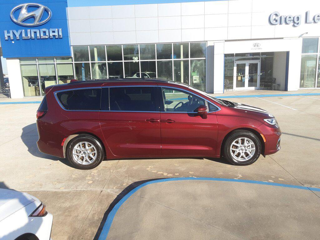 used 2022 Chrysler Pacifica car, priced at $21,980