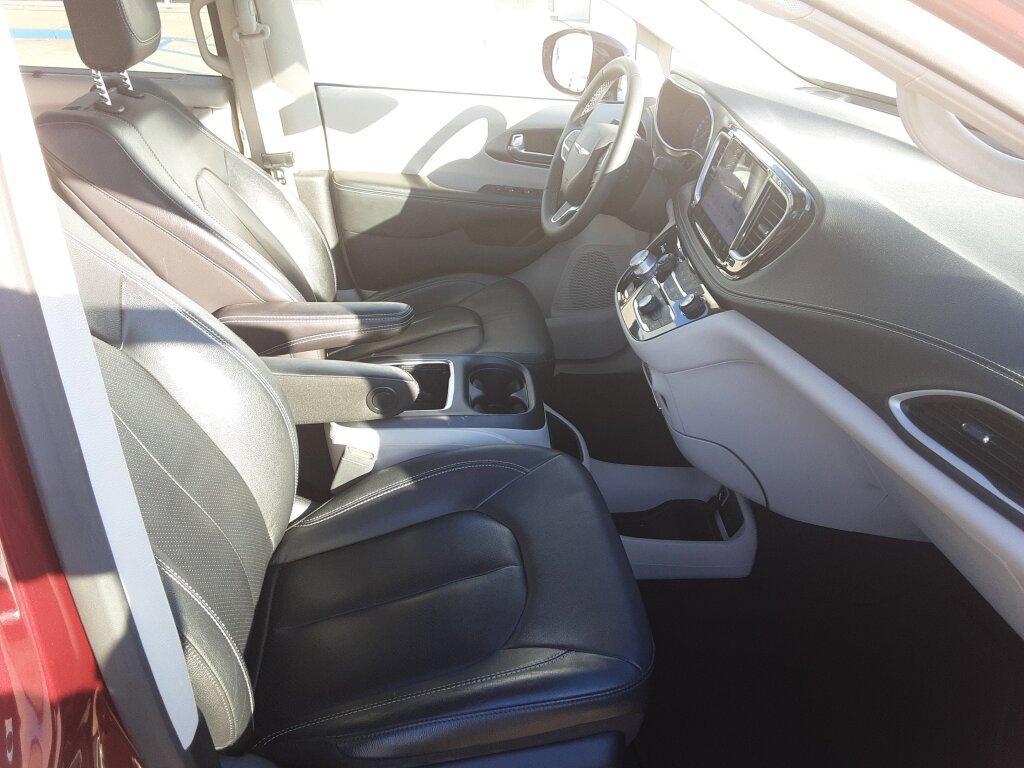 used 2022 Chrysler Pacifica car, priced at $21,980