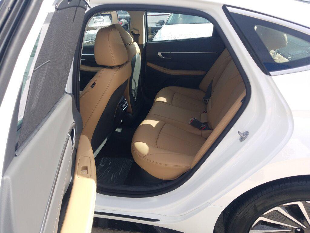 new 2026 Hyundai Sonata Hybrid car, priced at $40,400