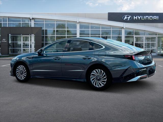 new 2025 Hyundai Sonata Hybrid car, priced at $39,155