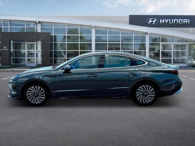 new 2025 Hyundai Sonata Hybrid car, priced at $39,155