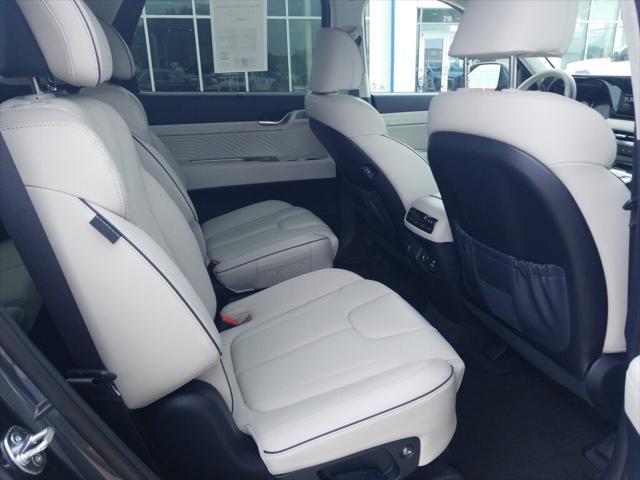 used 2025 Hyundai Palisade car, priced at $44,980