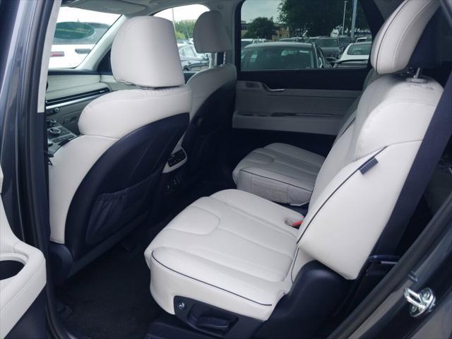 used 2025 Hyundai Palisade car, priced at $44,980