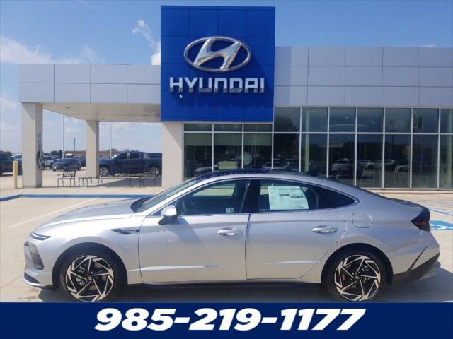 new 2024 Hyundai Sonata car, priced at $29,905