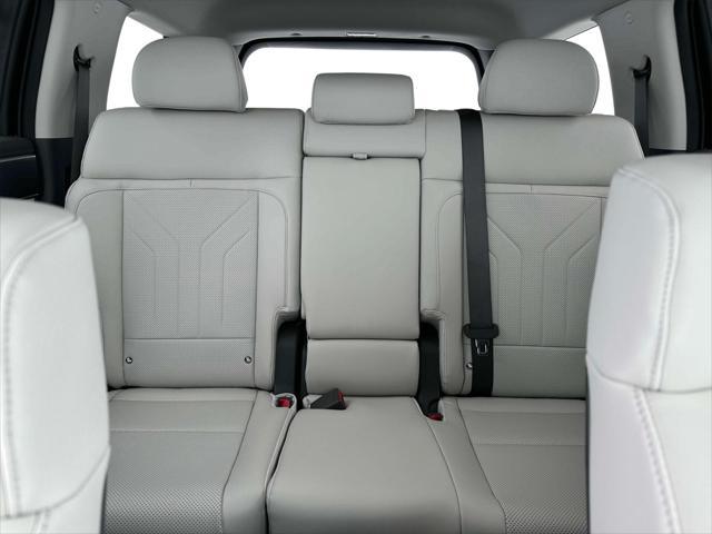 new 2025 Hyundai Santa Fe car, priced at $34,678