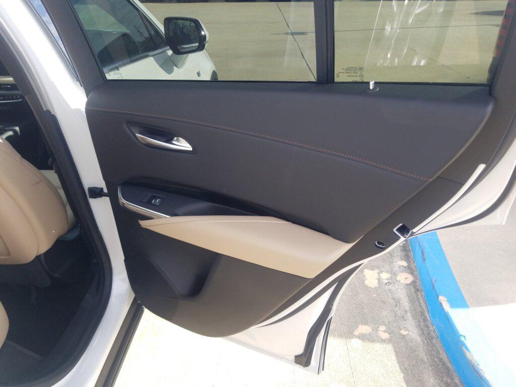 used 2024 Cadillac XT4 car, priced at $27,819