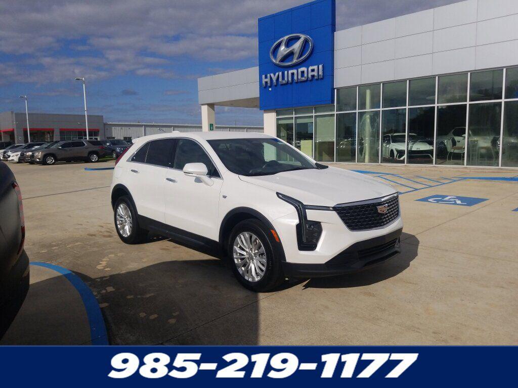 used 2024 Cadillac XT4 car, priced at $27,819