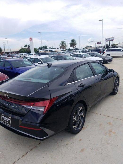 new 2024 Hyundai Elantra car, priced at $23,953