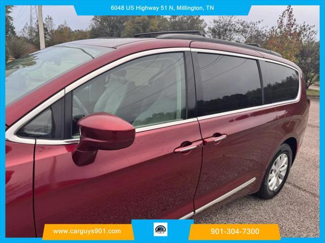 used 2017 Chrysler Pacifica car, priced at $14,499