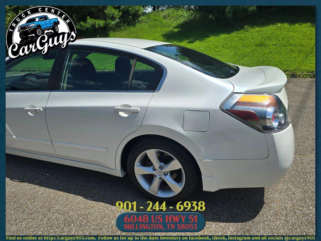 used 2007 Nissan Altima car, priced at $8,499