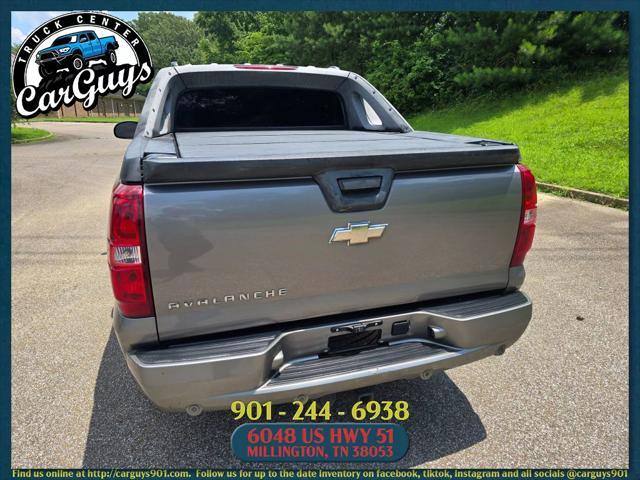 used 2008 Chevrolet Avalanche car, priced at $9,499