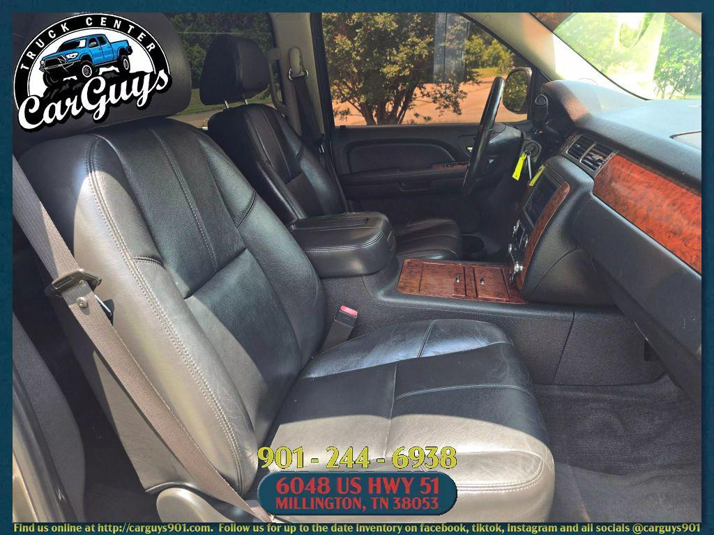 used 2008 Chevrolet Avalanche car, priced at $9,499