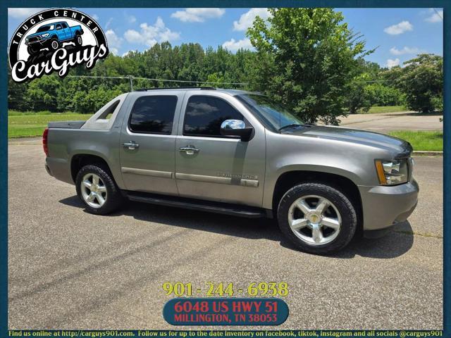 used 2008 Chevrolet Avalanche car, priced at $9,499