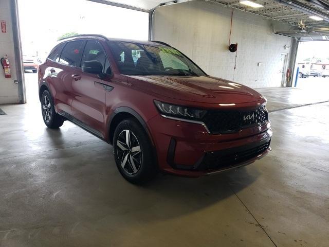 used 2022 Kia Sorento car, priced at $28,007