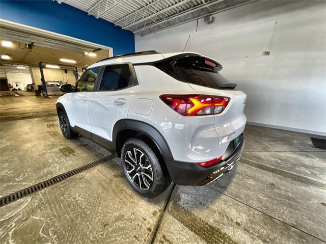 used 2023 Chevrolet TrailBlazer car, priced at $23,608