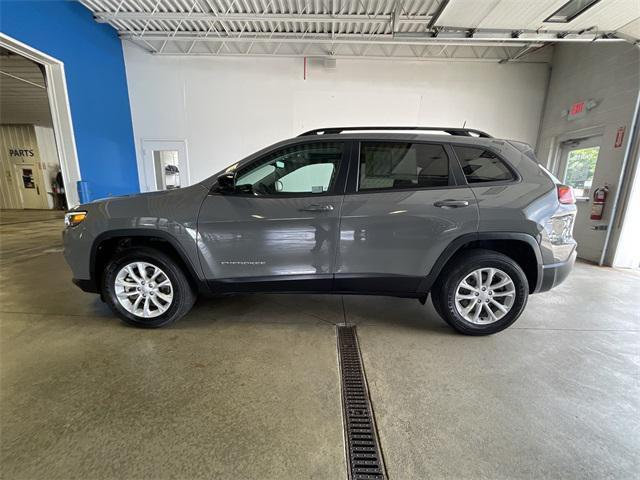 used 2022 Jeep Cherokee car, priced at $23,000