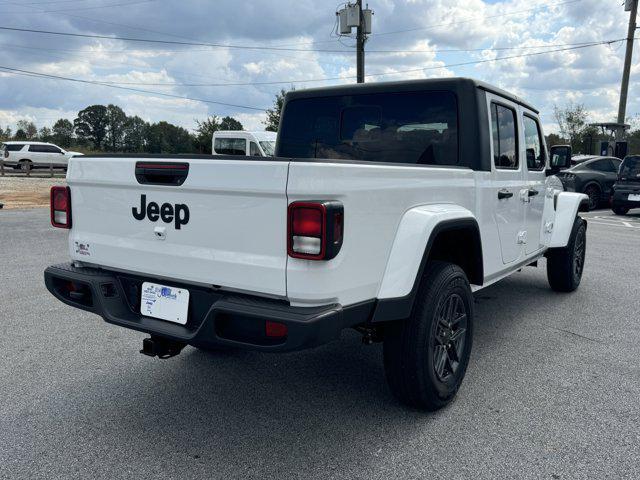 new 2024 Jeep Gladiator car, priced at $42,437