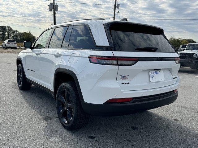 new 2025 Jeep Grand Cherokee car, priced at $49,517