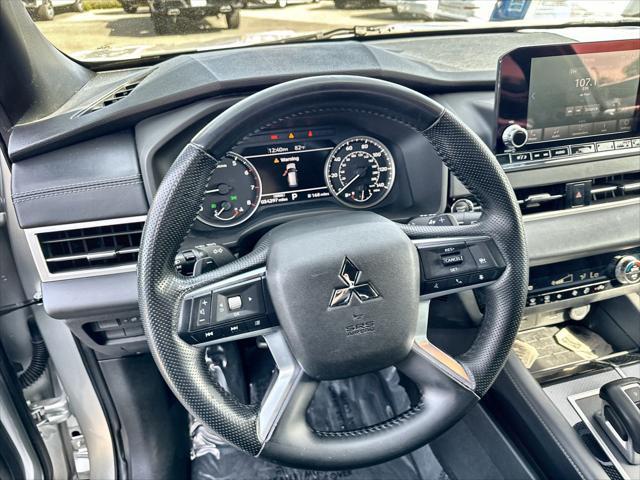 used 2022 Mitsubishi Outlander car, priced at $23,992