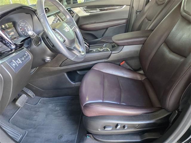 used 2023 Cadillac XT6 car, priced at $32,453