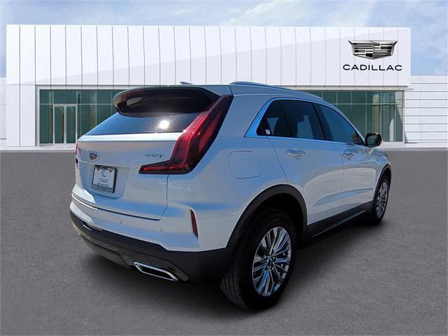 new 2025 Cadillac XT4 car, priced at $43,215