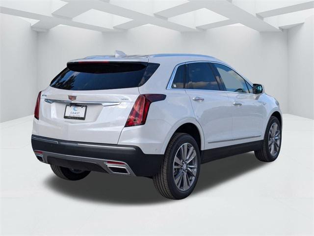 new 2025 Cadillac XT5 car, priced at $58,990